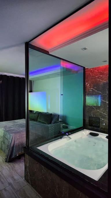 Poços de Caldas Casa Unica E Moderna Centroヴィラ エクステリア 写真