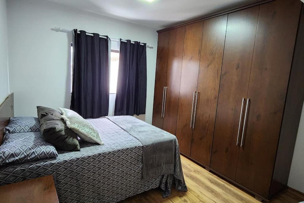 Poços de Caldas Casa Unica E Moderna Centroヴィラ エクステリア 写真